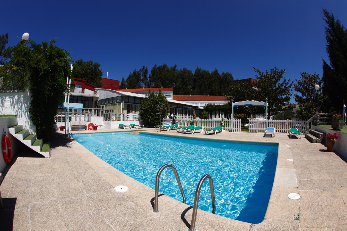 Pension Compostela Inn Cacheiras Esterno foto